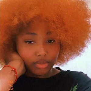 Meet your Posher, Lanae